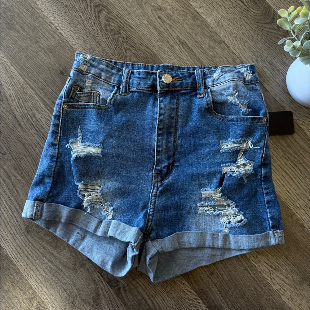 Size Small no brand denim shorts.